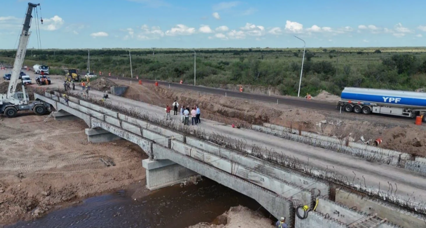 &laquo;Con una inversi&oacute;n superior a los $10.000 millones marcha a buen ritmo de ejecuci&oacute;n la obra de ensanchamiento de 3 nuevos puentes sobre la RP N&deg;4&rdquo;
