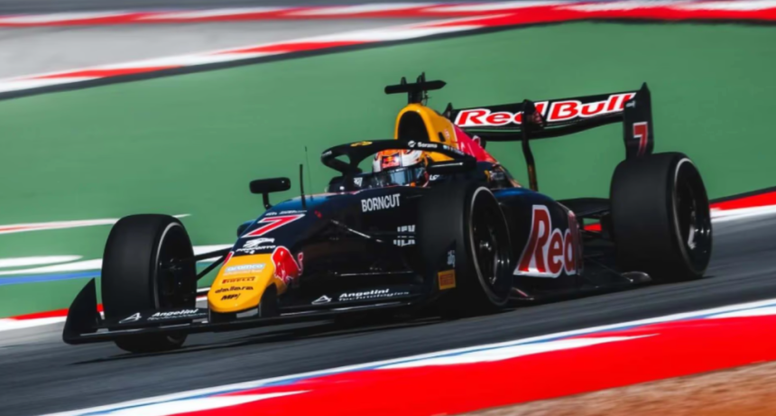 F&oacute;rmula 3: Mattia Colnaghi debi&oacute; abandonar la carrera sprint del GP de Espa&ntilde;a